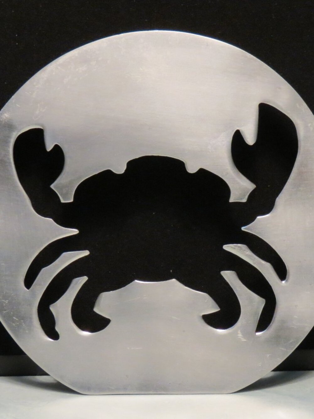 Crate & Barrel Crustacean Crab Footed Trivet 8 in Shiny Rustic Silver Aluminum